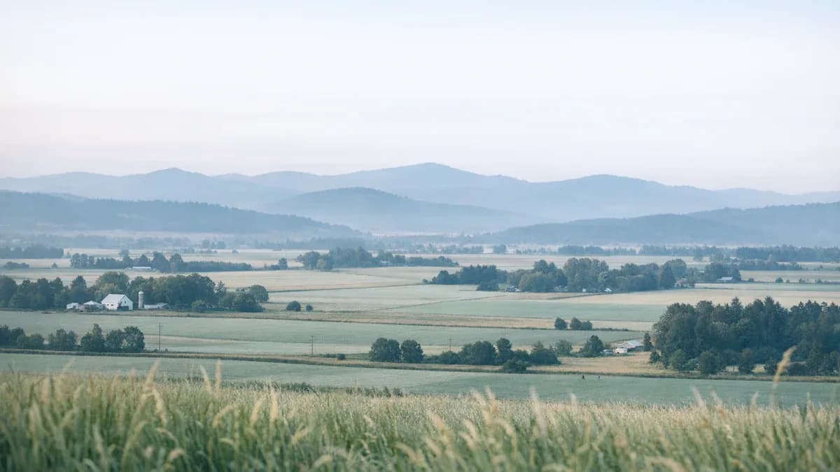 Linn County, Oregon scenic image for uncontested divorce landing page